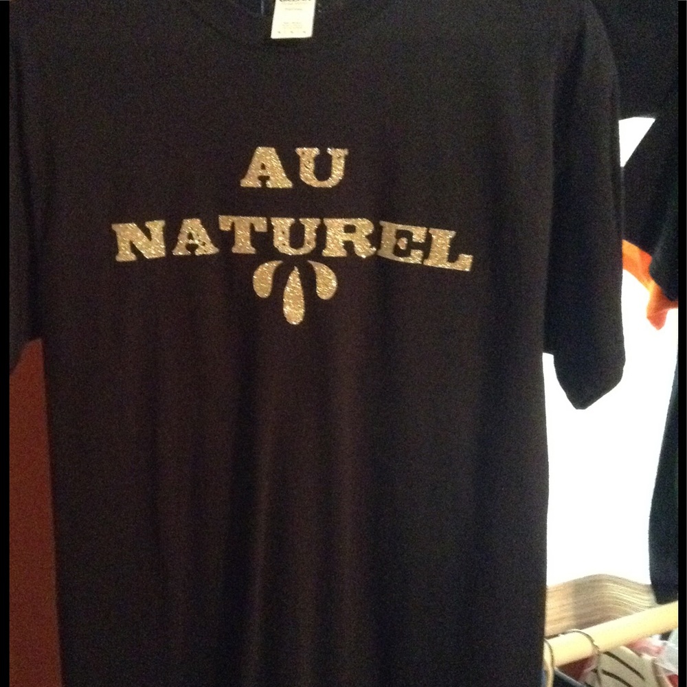 Custom black tee Medium. NEW